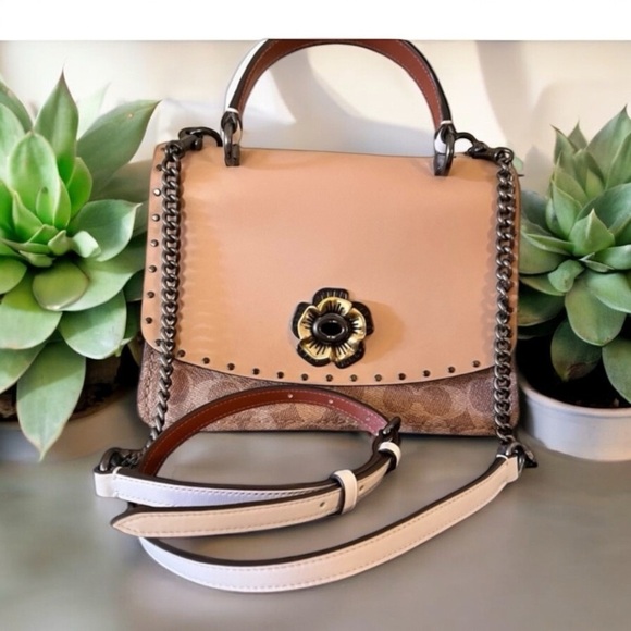 Coach Parker Top Handle In Signature Canvas with beautiful rose closure - Picture 6 of 17